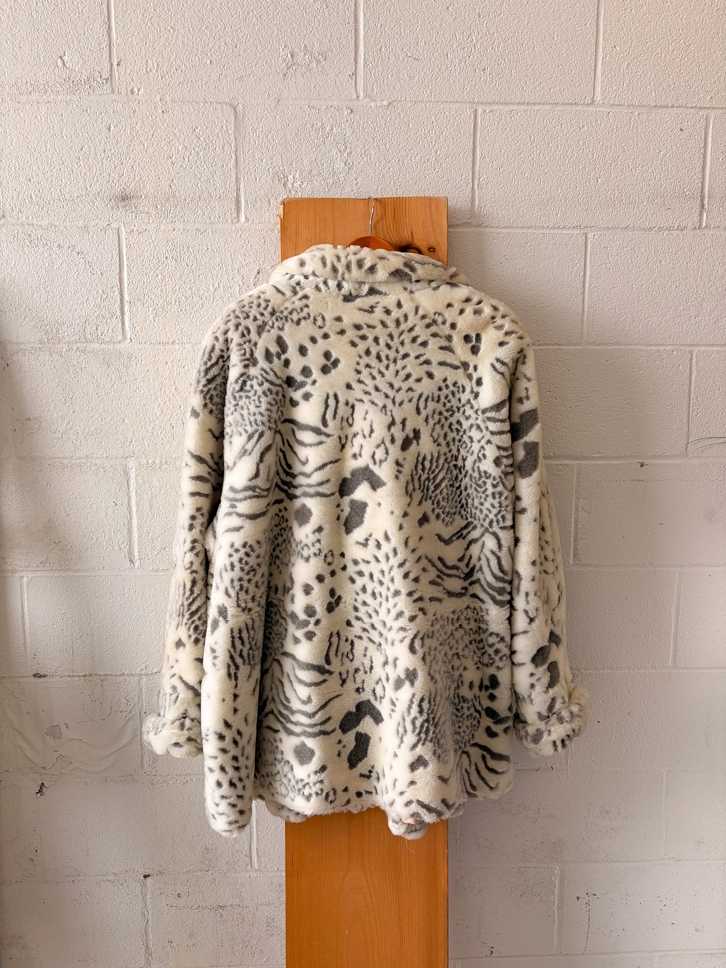 Vtg Komitor Faux Fur Coat : 3X (Local Pick Up Only)