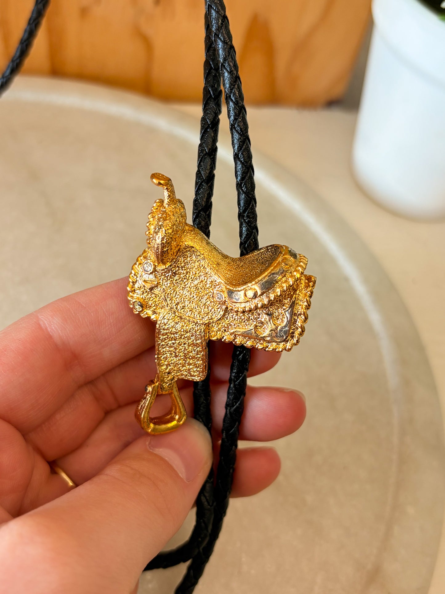Gold Tone Saddle Bolo Tie