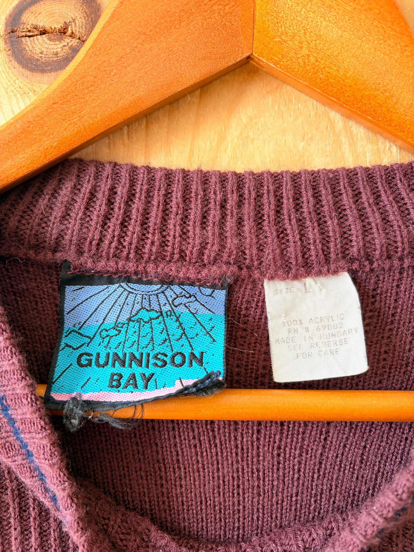 Vtg Striped Mauve Sweater : L