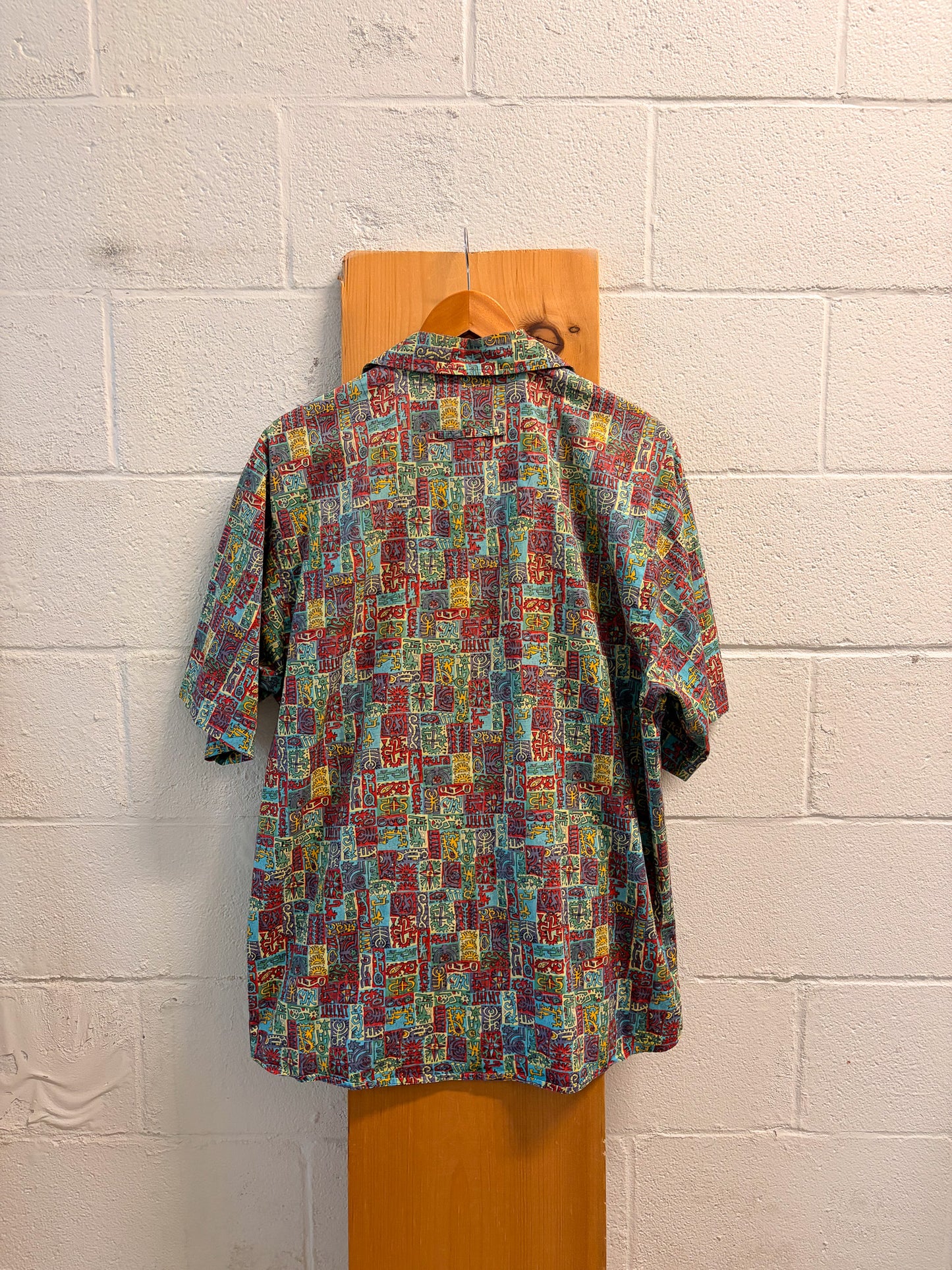 Territory Ahead Abstract Patterned Button Down : M