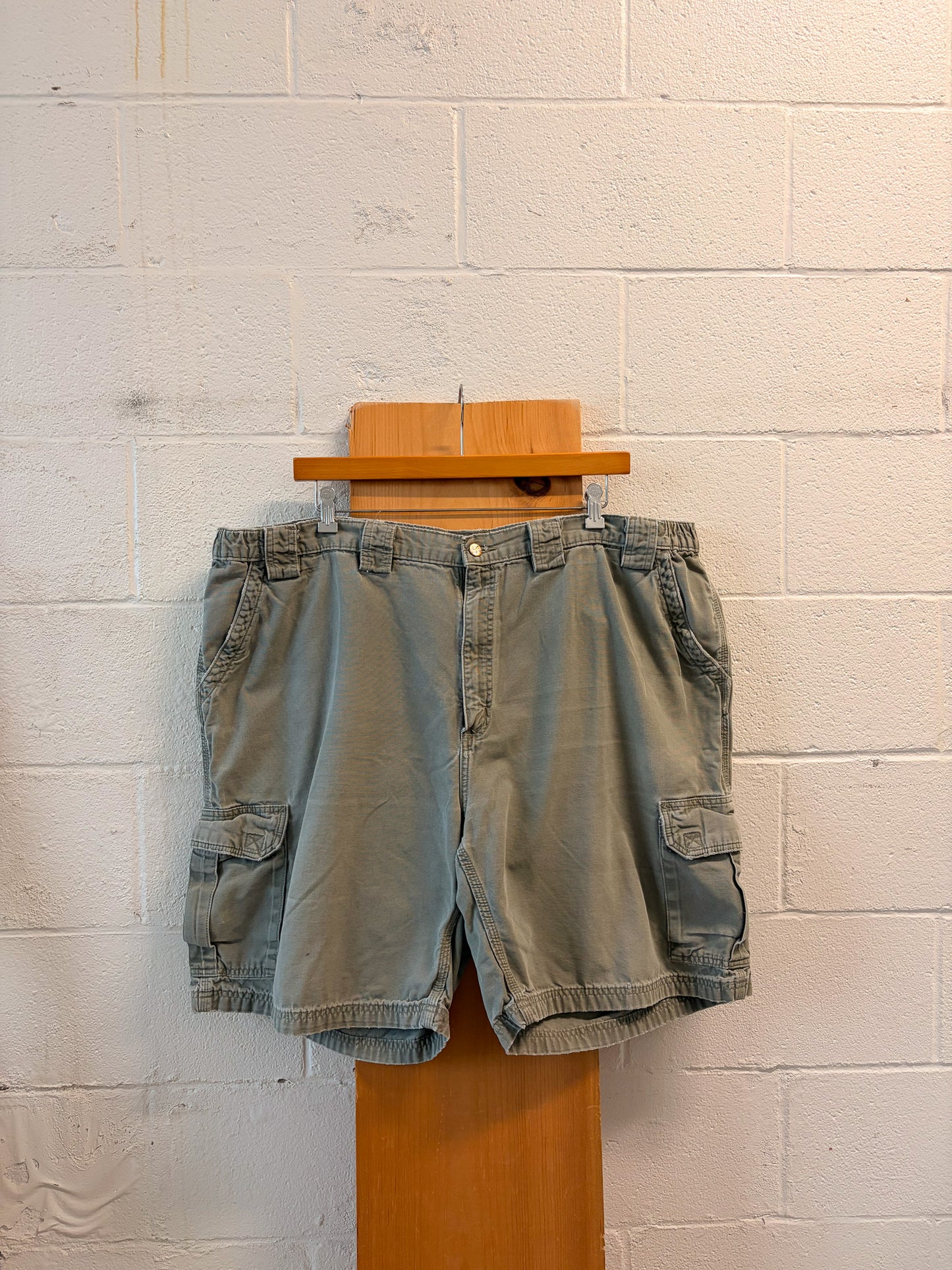 Green Carhartt Cargo Shorts : 48