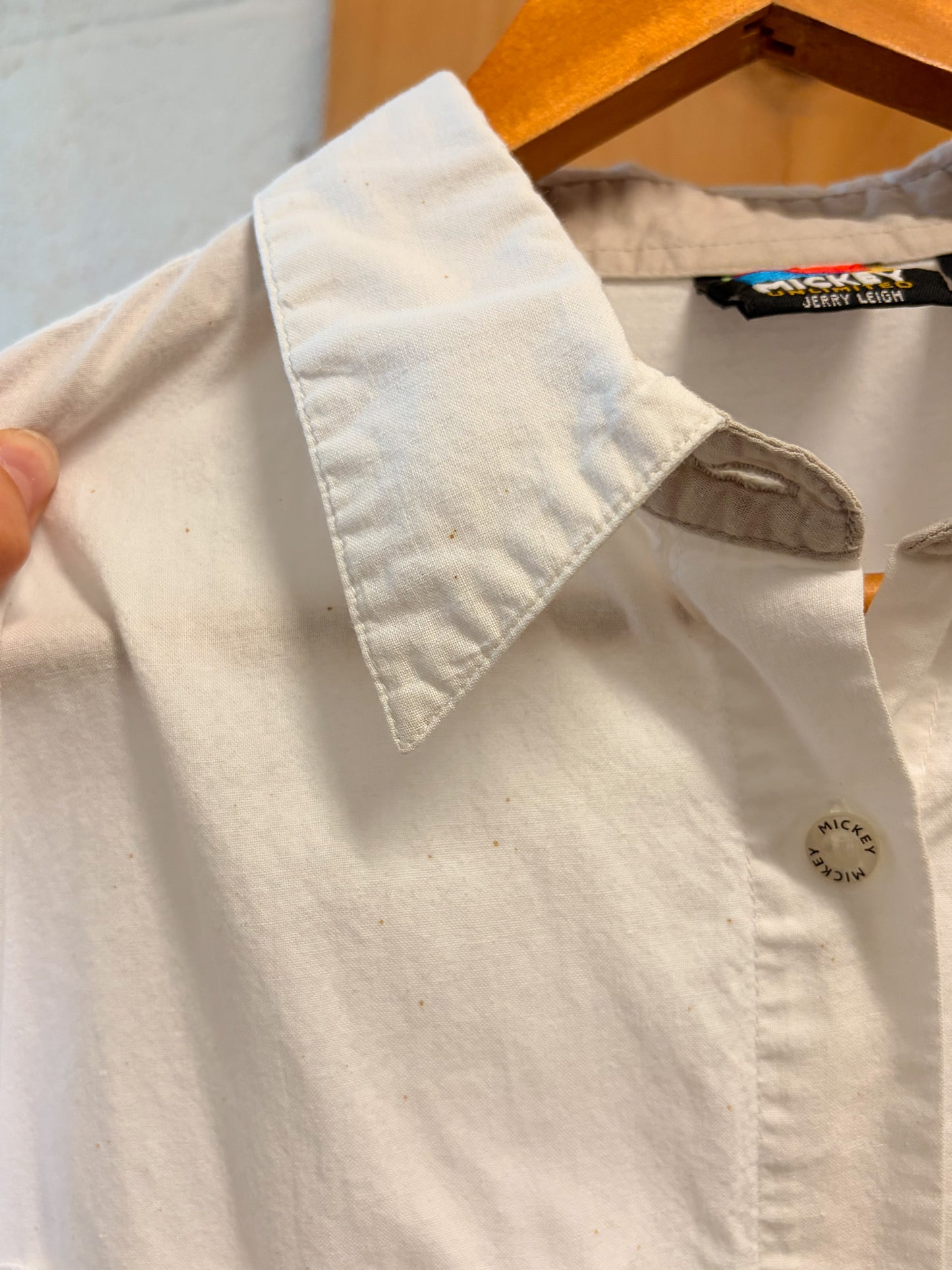 Vtg Mickey Unlimited Sleeveless White Button Up : L