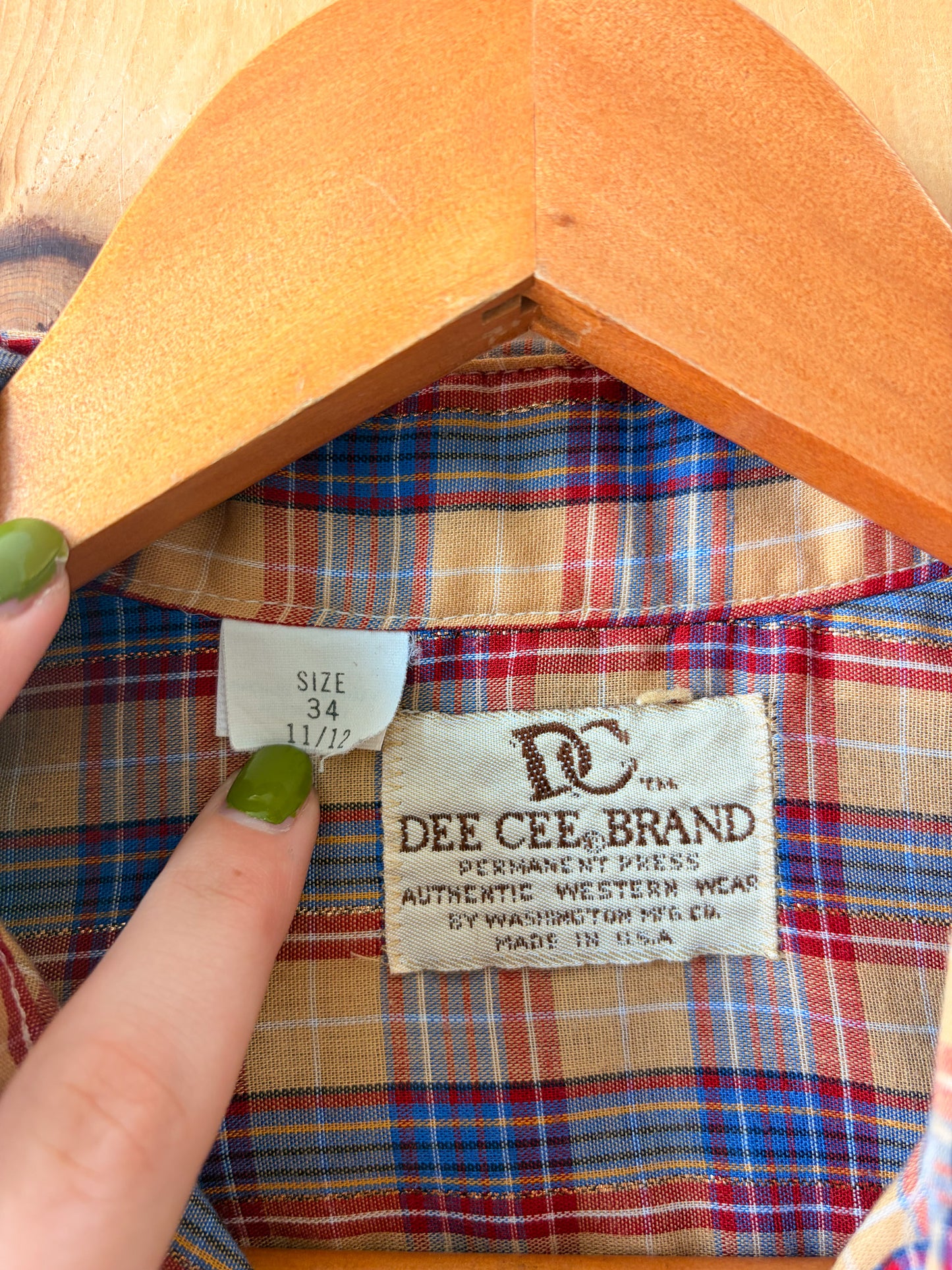 Vtg Plaid Pearl Snap : 34/M