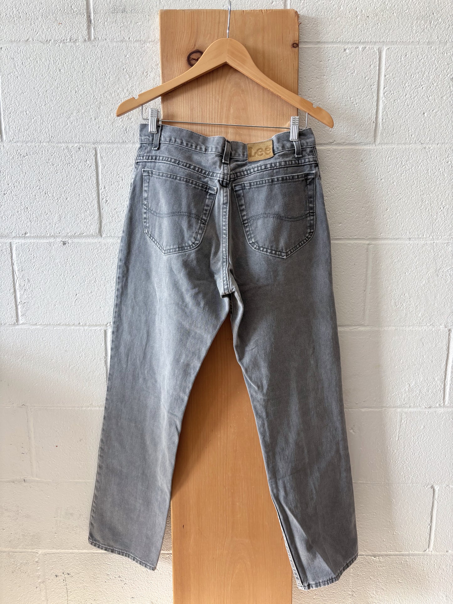 Gray Lee Jeans : 31” W